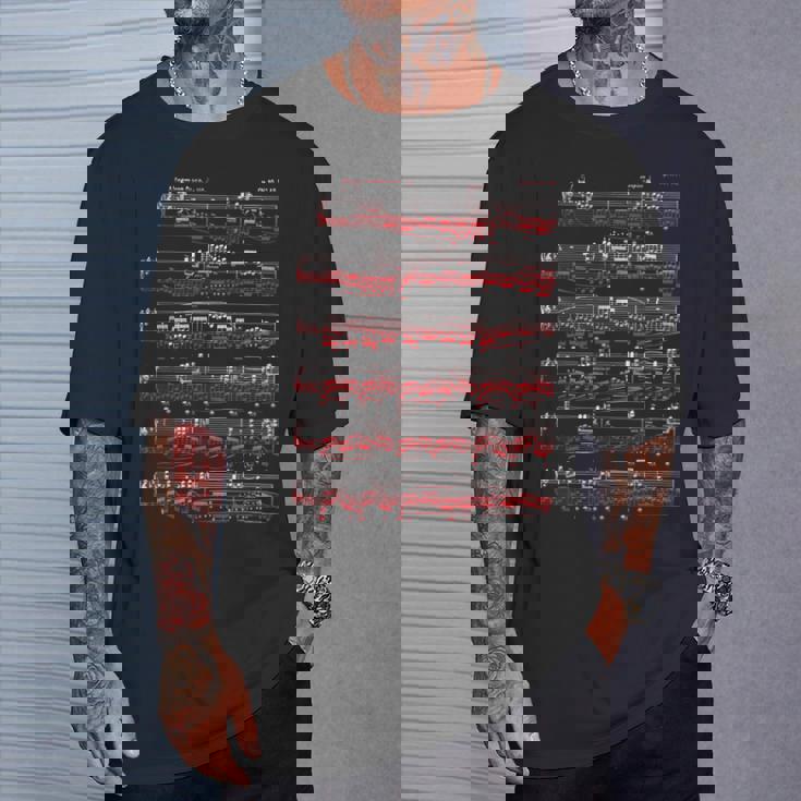 ショパンの革命的なエチュードピアノピアニスト。 Tシャツ 彼への贈り物