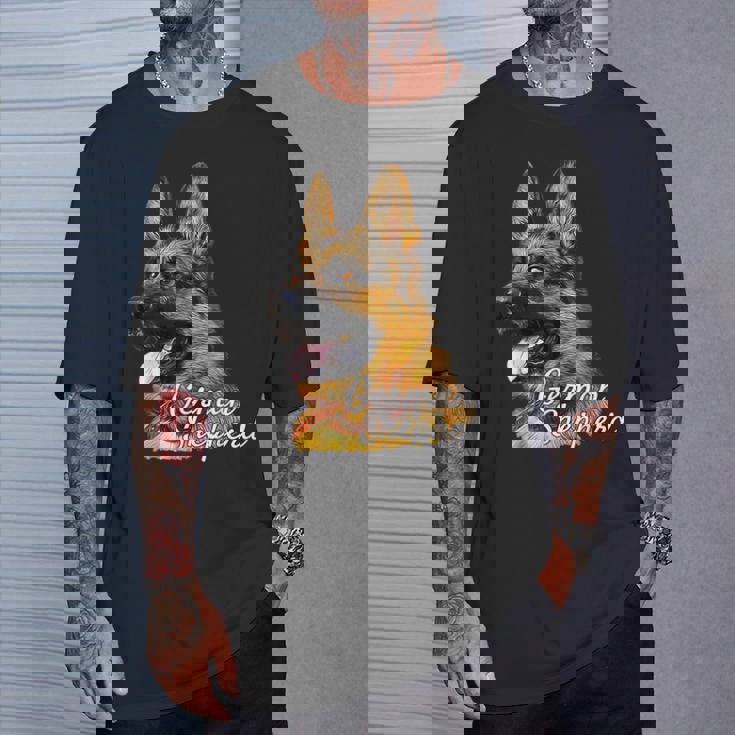 ジャーマンシェパード犬 愛国的なジャーマンシェパード警察犬 Tシャツ 彼への贈り物