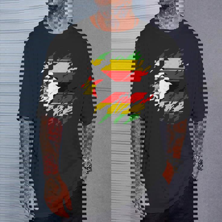 ジンバブエの旗ジンバブエ Tシャツ 彼への贈り物