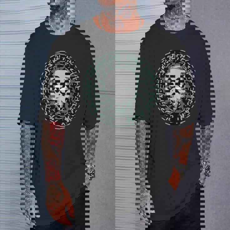 スカル・アンド・デス 老兵は死なず、ただ消え去るのみ Tシャツ 彼への贈り物