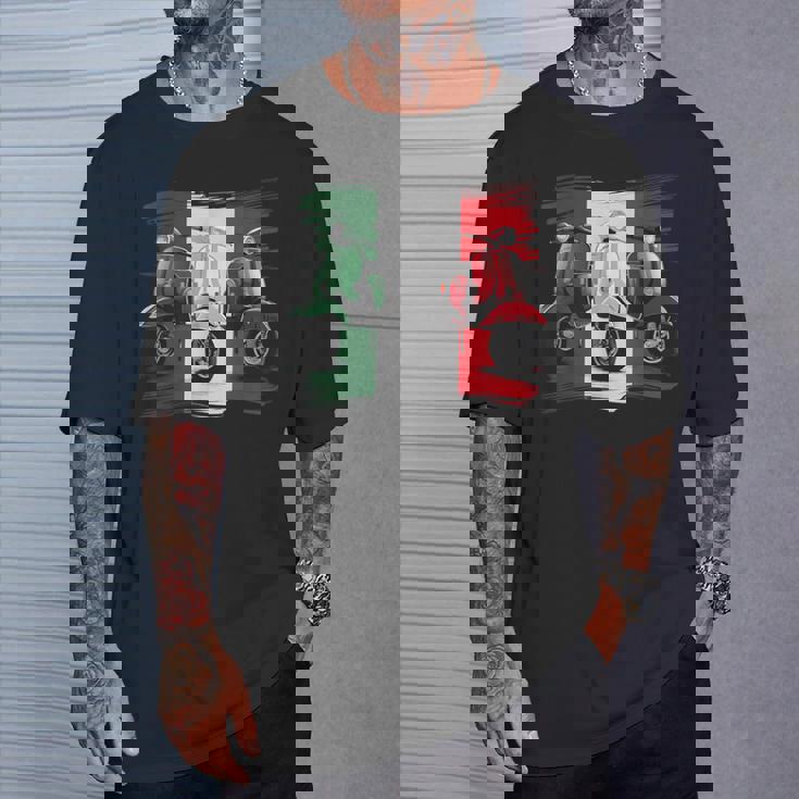 スクーター バイク バイク スクート イタリア国旗 原付スクーター Tシャツ 彼への贈り物