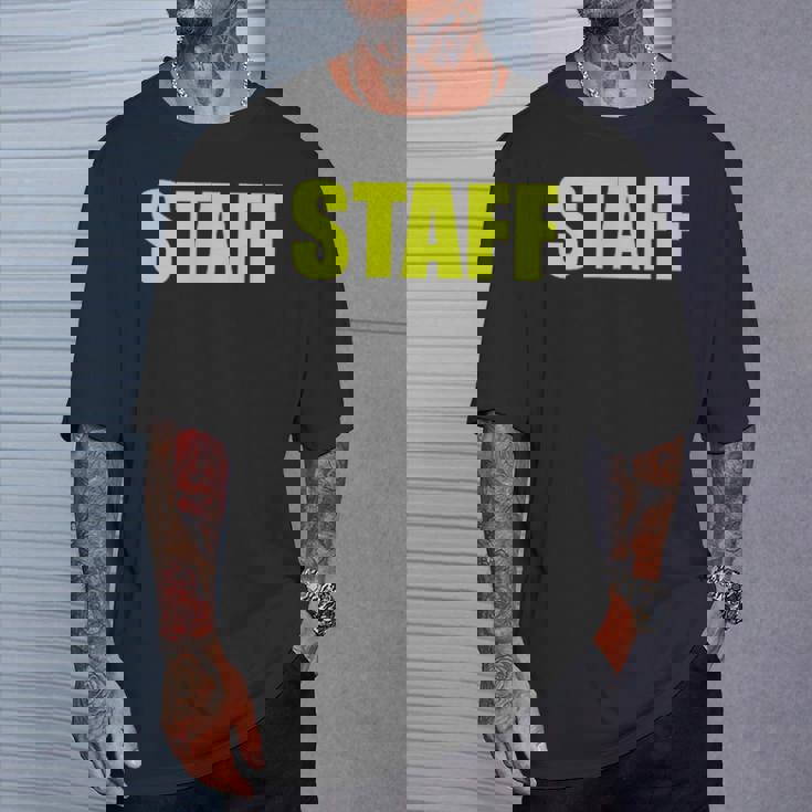 スタッフ社員 イベントスタッフ表裏 黄文字 Tシャツ 彼への贈り物