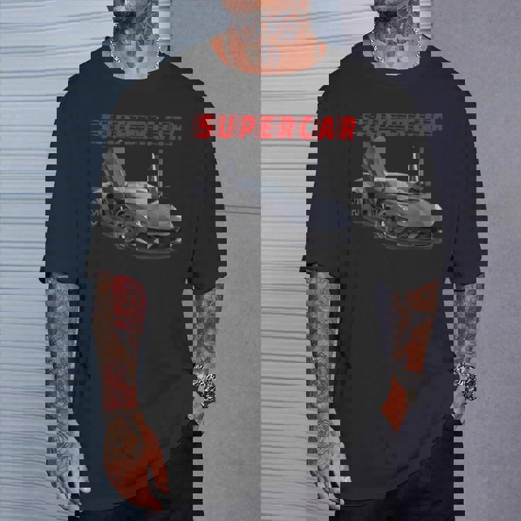 スポーツカーファンに最適なスーtシャツ。 Tシャツ 彼への贈り物