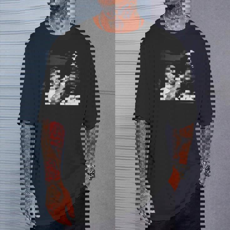 スモーキン・ジョー・フレイジャーのトレーニングでモハメド・アリのボクシングファイトに Tシャツ 彼への贈り物