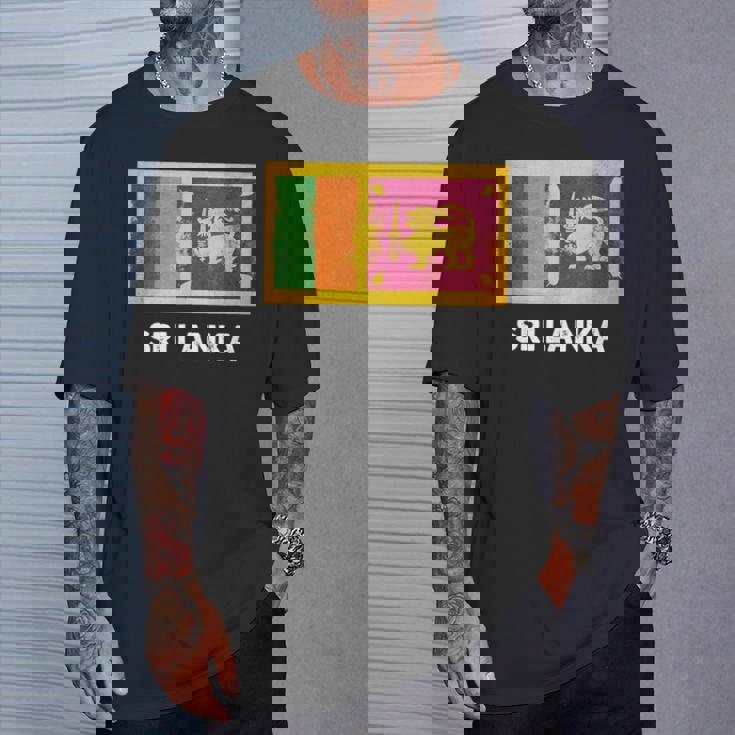 スリランカ国旗tシャツ Tシャツ 彼への贈り物