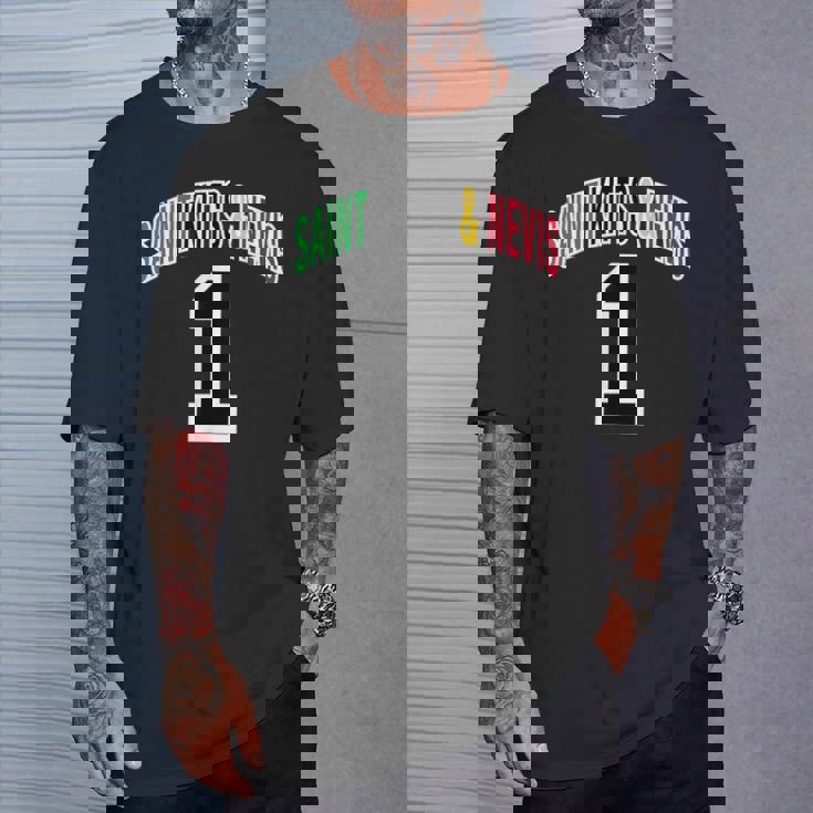 セントクリストファーネイビス 国旗 1 Tシャツ 彼への贈り物