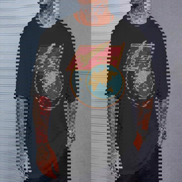 ソビエト連邦 宇宙 スプートニク ロケット Cccp ソ連 プロパガンダ Tシャツ 彼への贈り物