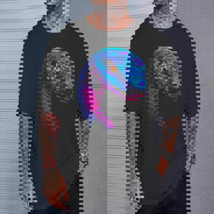 タイパン 動物 モチーフ イラスト タイパン Tシャツ 彼への贈り物