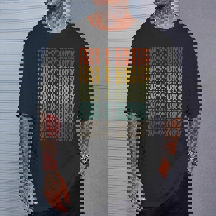 タウンアンドカントリーシティレトロ Tシャツ 彼への贈り物