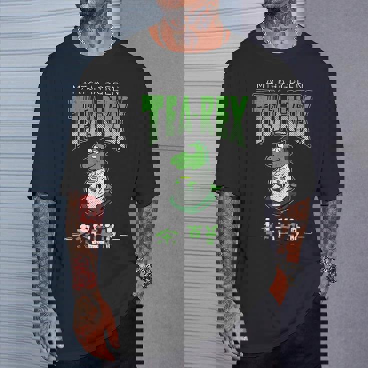 ティーレックス ダイナソー ディノサウルス 恐竜 茶道 茶道部 茶道クラブ 茶の湯 抹茶 お茶 ティー カワイイ 面白 Tシャツ 彼への贈り物