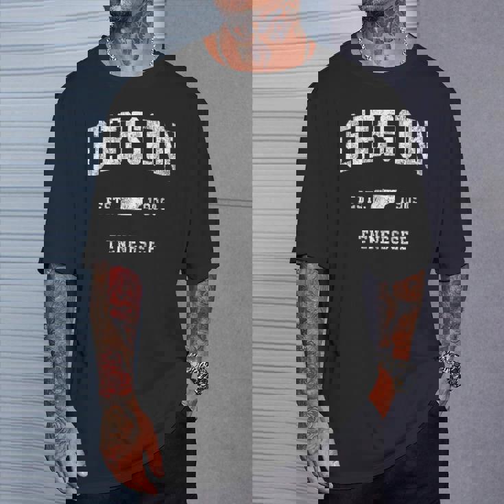 テネシー州ギブソン ビンテージ アスレチック スポーツデザイン Tシャツ 彼への贈り物