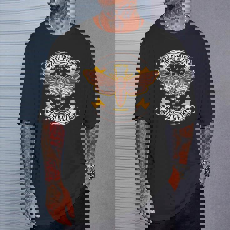 デスヘッド ホークモス 昆虫 ボディローション 面白い ハロウィン Tシャツ 彼への贈り物