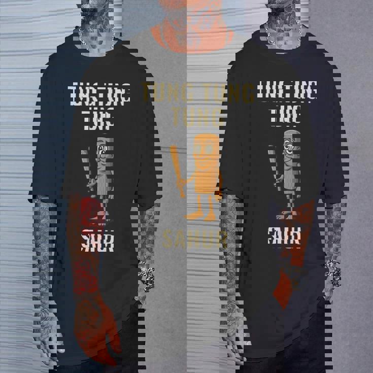 トゥン・トゥン・サフール面白いミーム Tシャツ 彼への贈り物