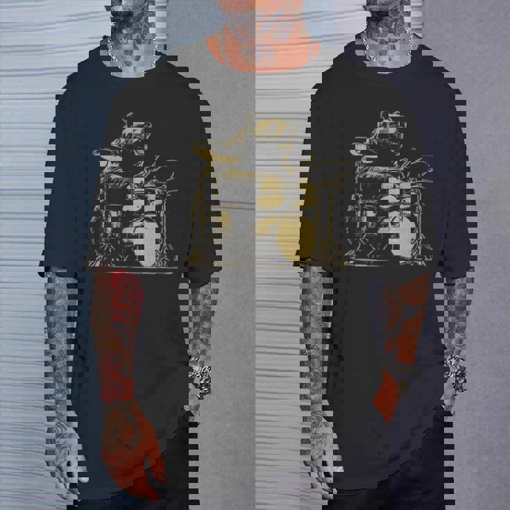 ドラマー ドラム クマ ドラムを演奏するミュージシャン Tシャツ 彼への贈り物