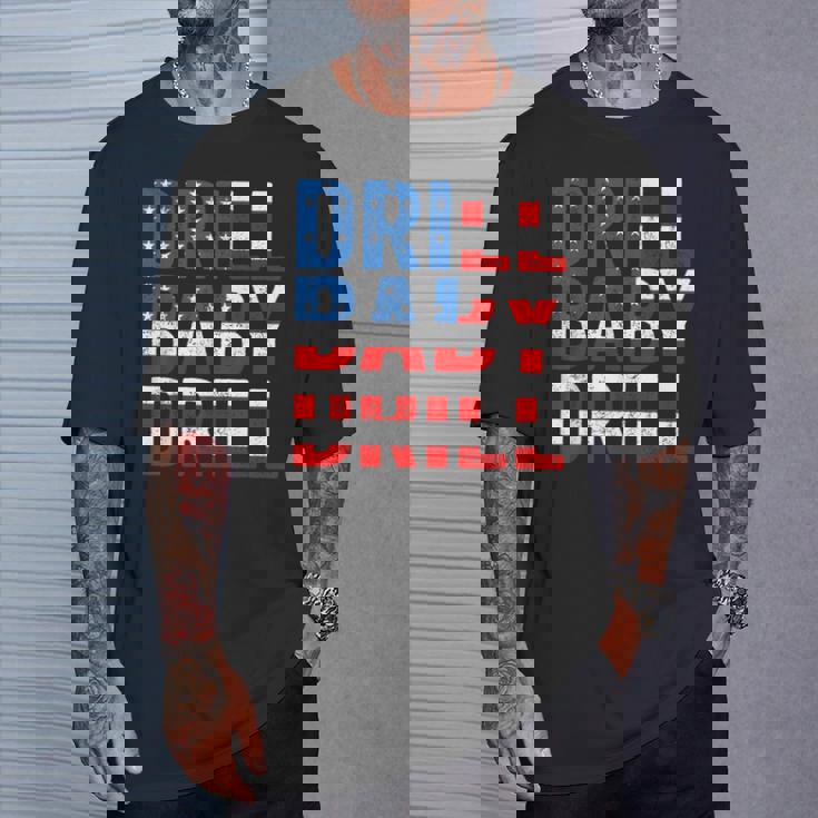 ドリル ベビー ドリル トランプ 2024 マーチ ドリル ベビードリル Tシャツ 彼への贈り物