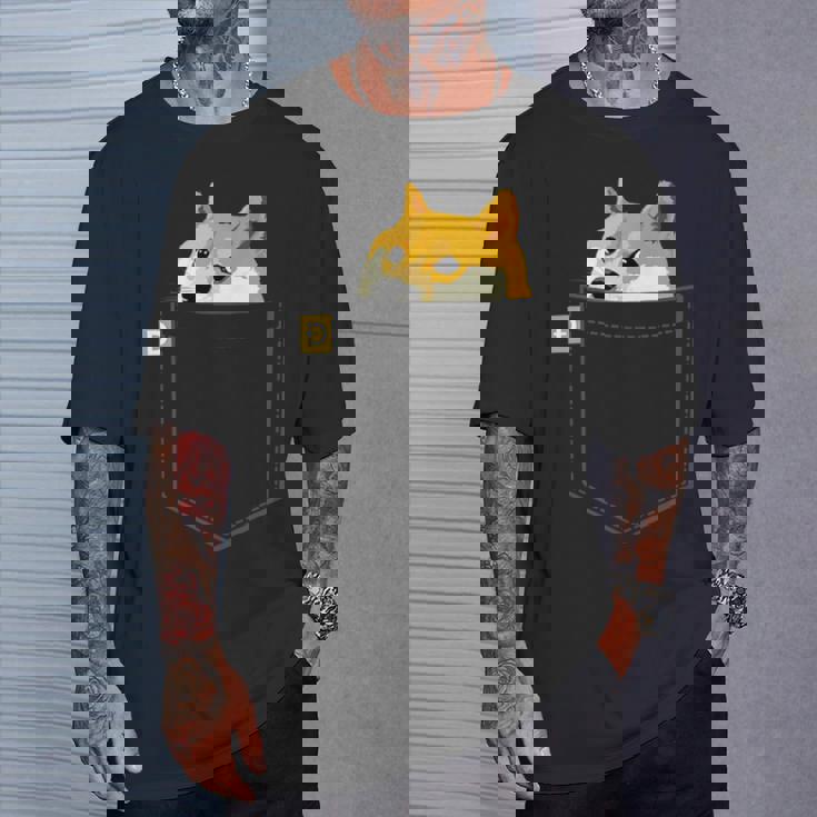 ドージコインシャツフェイクポケットシャツドージコイントゥザムーン Tシャツ 彼への贈り物