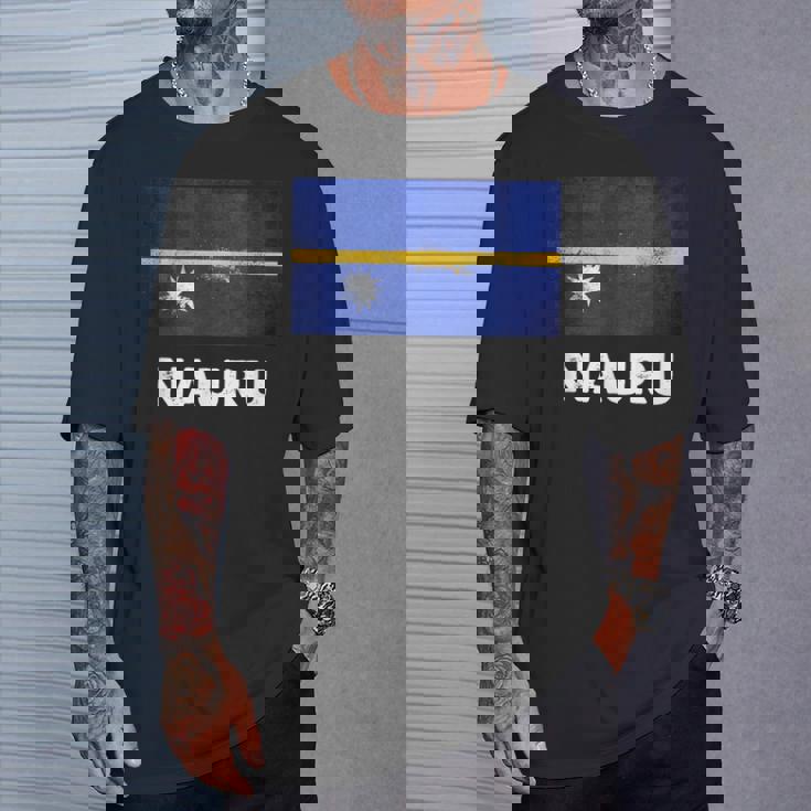 ナウルの国旗tシャツ Tシャツ 彼への贈り物