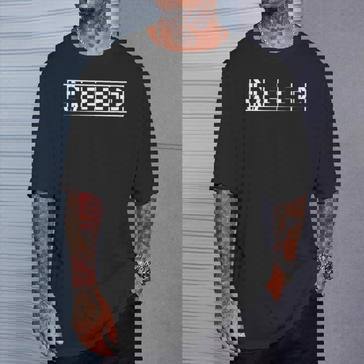 ニード・ウィード・ファニー 420 ガンジャ・ストーナー Tシャツ 彼への贈り物