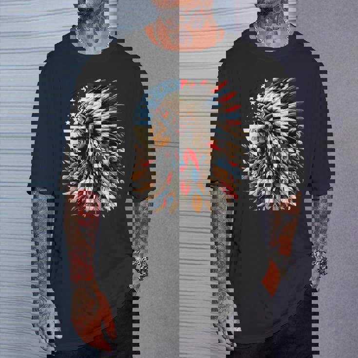 ネイティブアメリカン インディアン チーフ アメリカ国旗 先住民 Tシャツ 彼への贈り物