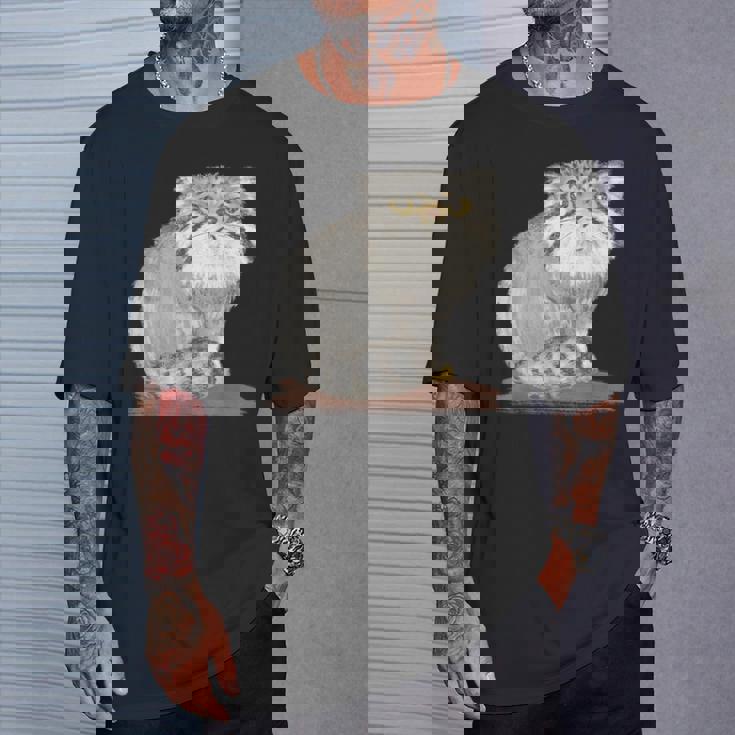 ネコ マヌルネコ 子猫 野生動物 Tシャツ 彼への贈り物