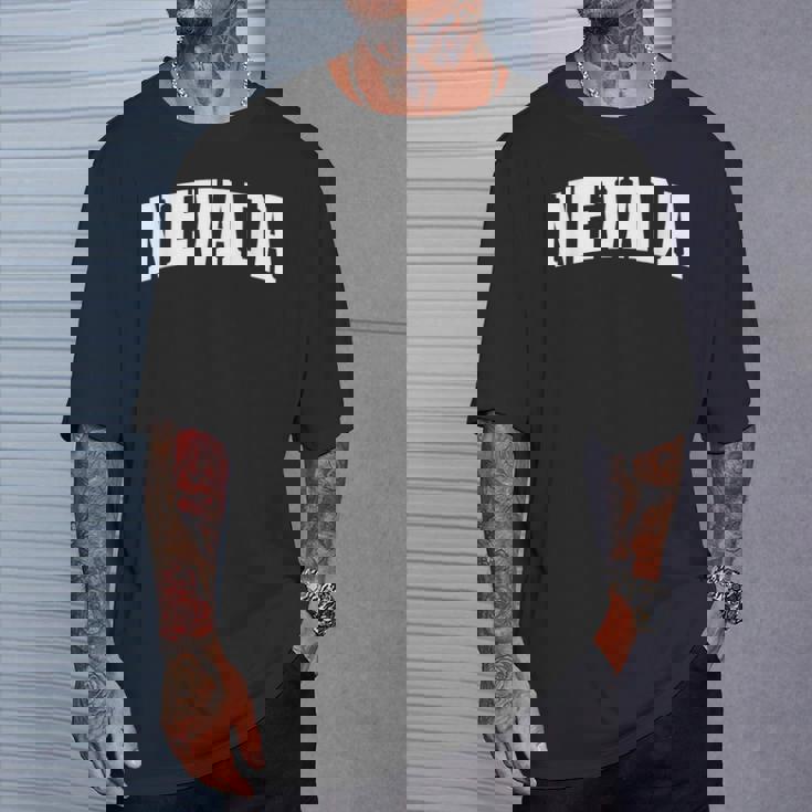 ネバダ州バーシティスタイル Tシャツ 彼への贈り物