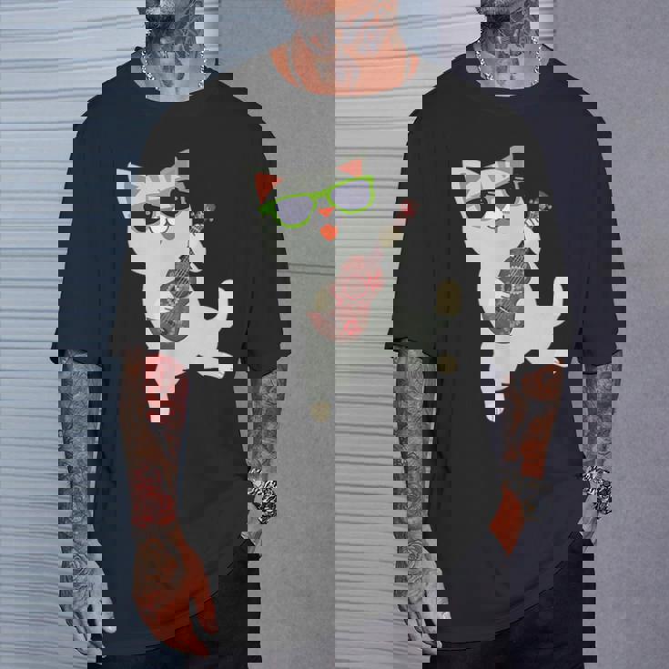 ハワイアンウケ猫遊びウクレレバッジポケット Tシャツ 彼への贈り物