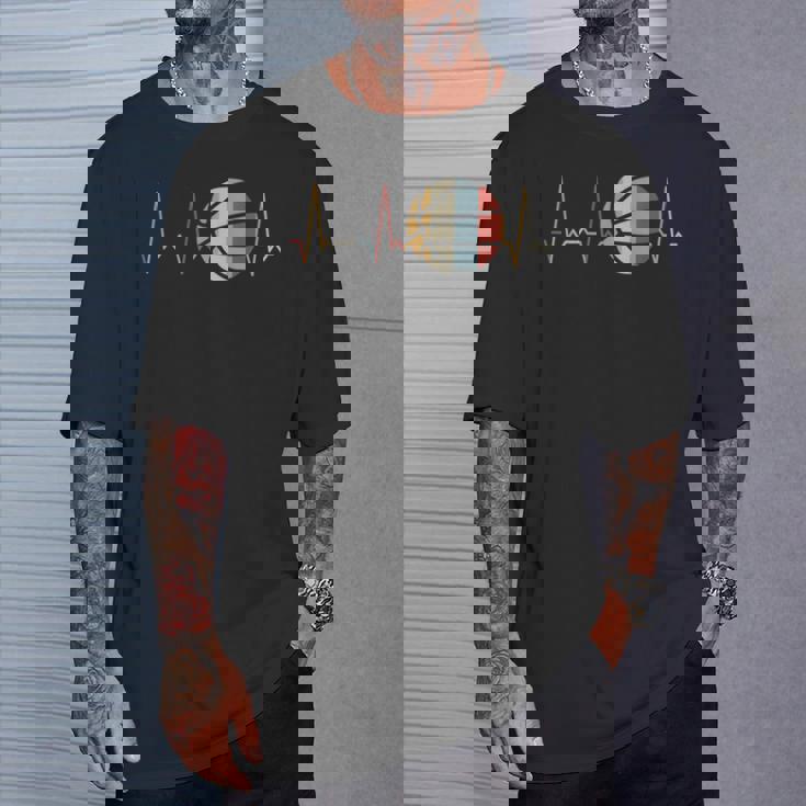 ハートビートバスケットボール Tシャツ 彼への贈り物