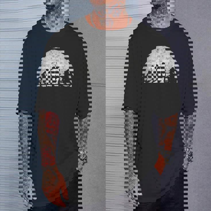 バイカーの進化-人間のモーターサイクルモータースポーツの進化 Tシャツ 彼への贈り物