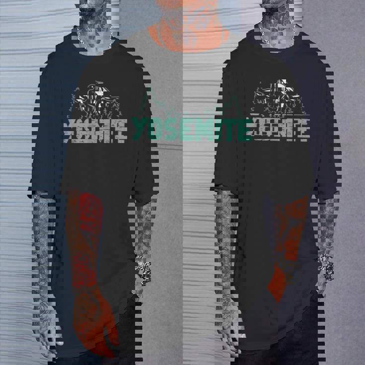 バケーション国立公園 ヨセミテ Tシャツ 彼への贈り物