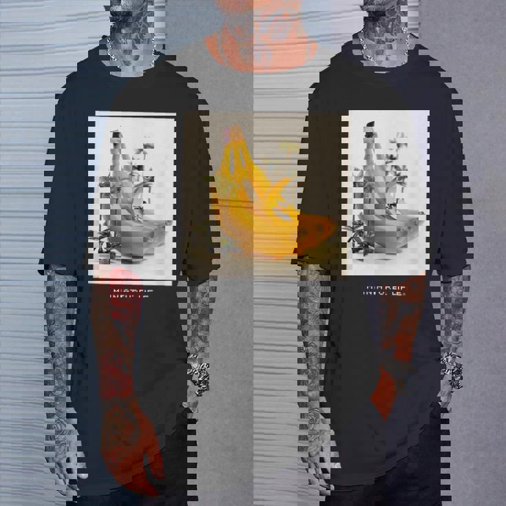 バナナの波はよく滑る Tシャツ 彼への贈り物