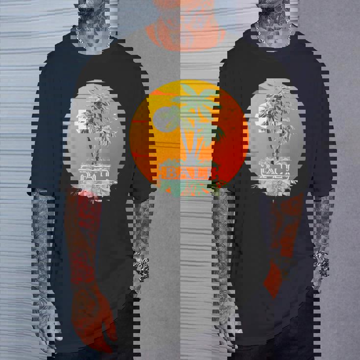 バリ島 熱帯雨林 ジャングル ハイキング ウブド ヌサペニダ ギフト お土産 島 インドネシア 夕日 休暇 ギリ諸島 Tシャツ 彼への贈り物