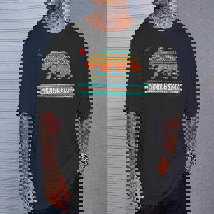 ヒッピー カリフォルニア リパブリック ネイティブ アメリカン パターン シャツ Tシャツ 彼への贈り物