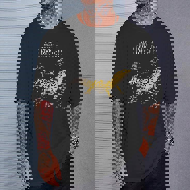 ヒョウゲッコの解剖学、面白いペット爬虫類トカゲ好き。 Tシャツ 彼への贈り物