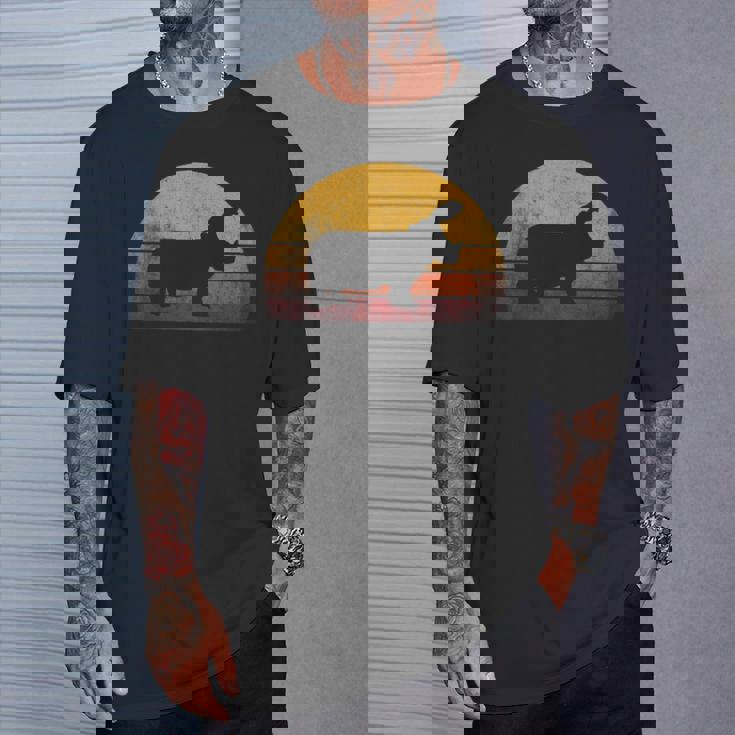 ビンテージ カバ デザイン レトロな日没カバ Tシャツ 彼への贈り物