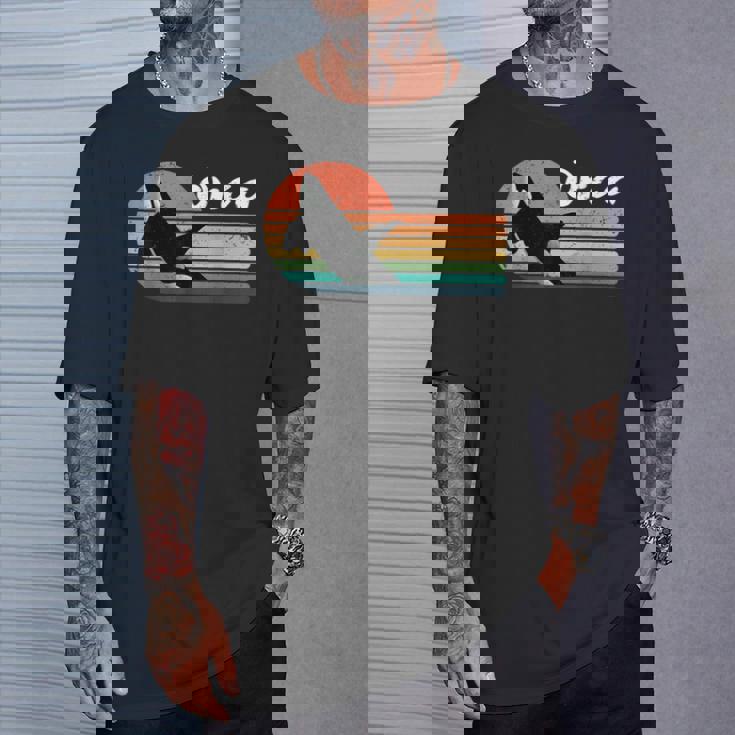 ビンテージ シャチ デザイン レトロ 美的 海 恋人 海 イルカ Tシャツ 彼への贈り物