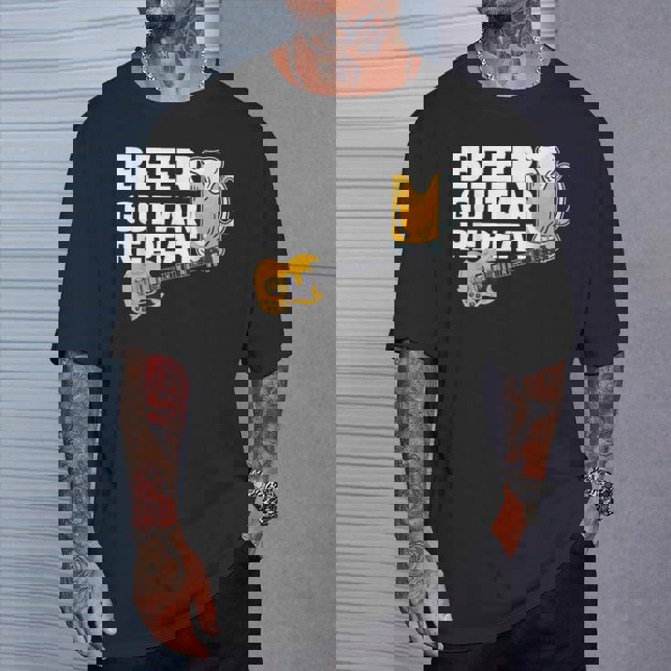 ビール ギター リピート ギター ベース ロックンロール ギタリスト向け Tシャツ 彼への贈り物