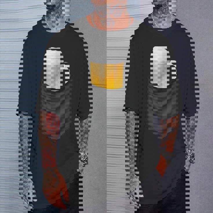 ビール 酒 面白いtシャツ 面白い ジョッキ ポケット 飲み おもしろ 飲み会 のんべえ メンズ ネタ 服 Tシャツ 彼への贈り物