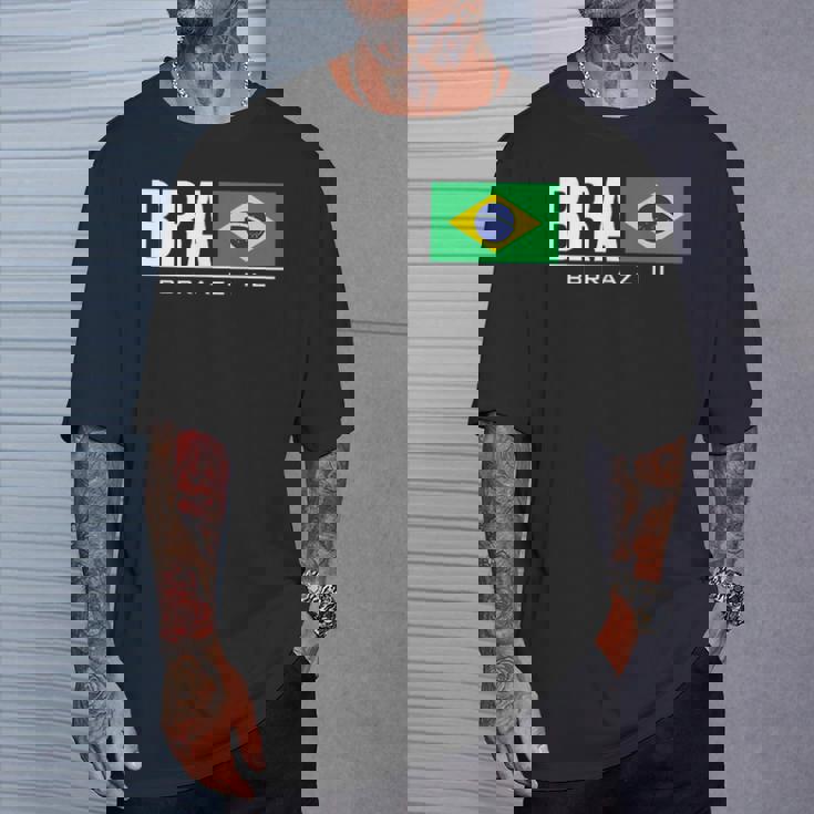 ブラジル ブラジル フラッグ ブラジル アスレチック スポーツ ゲーム ジャージ Tシャツ 彼への贈り物