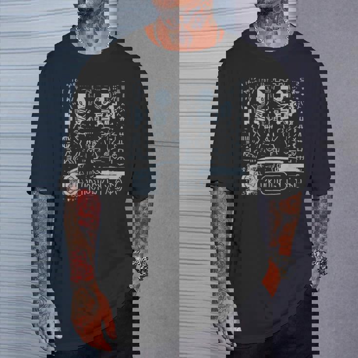 プロディジーxスケルトンダンボール Tシャツ 彼への贈り物