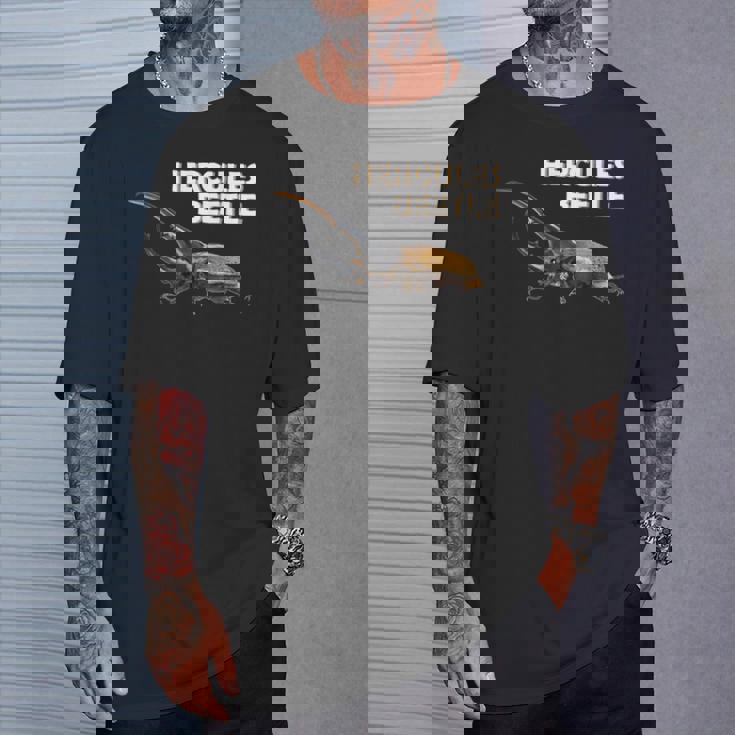 ヘラクレスカブトムシの写真 Tシャツ 彼への贈り物