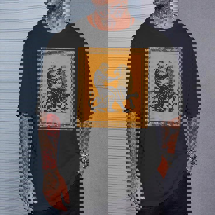 ヘラクレスライオン ギリシャ神話 古代神話 歴史アート Tシャツ 彼への贈り物