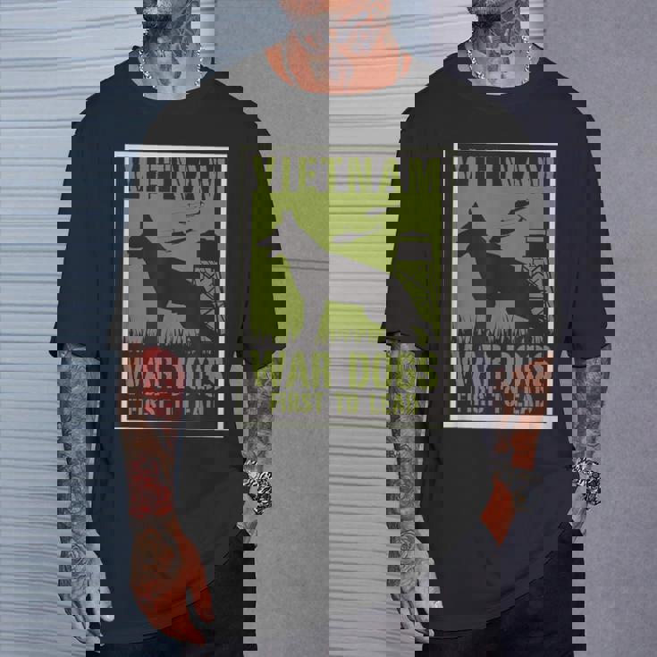 ベトナム戦争犬 Tシャツ 彼への贈り物