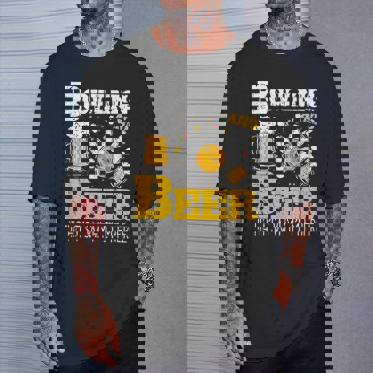 ボウリングビール だからここにいるボウラー Tシャツ 彼への贈り物