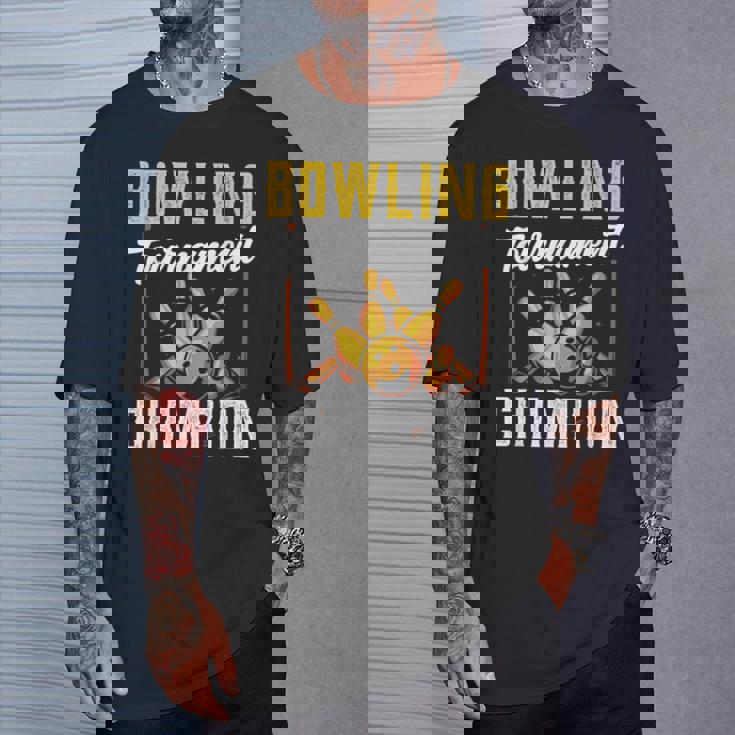 ボウリング大会優勝 クルー ボウリング チーム ホビー ボウラー Tシャツ 彼への贈り物