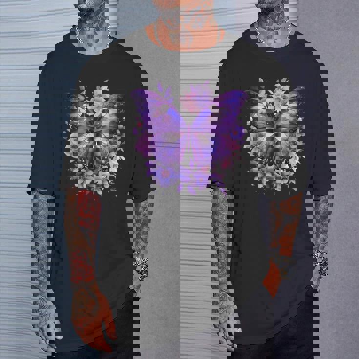 ボヘミアン パープルバタフライ レトロ 魔女の蛾 ヴィンテージ ラベンダー Tシャツ 彼への贈り物