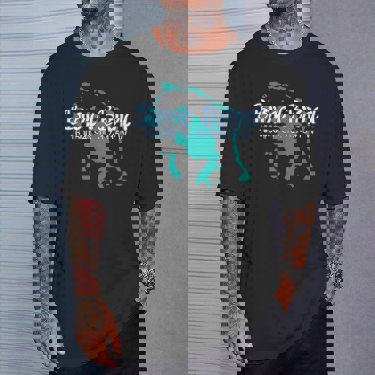 ボラボラ島のコーディネート、観光休暇。 Tシャツ 彼への贈り物