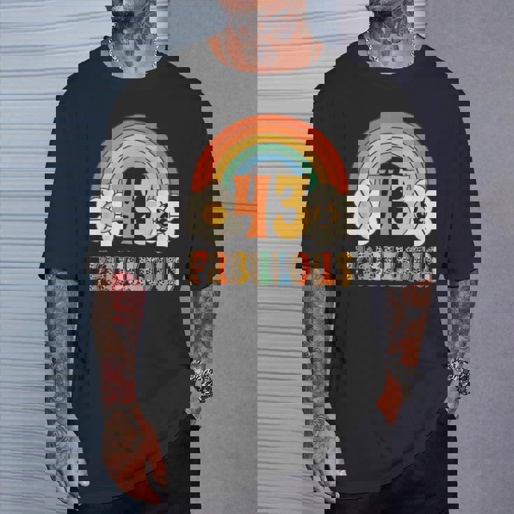 ボーホー レオパード レインボー 43 & ファビュラス ヴィンテージ 43歳の誕生日 Tシャツ 彼への贈り物