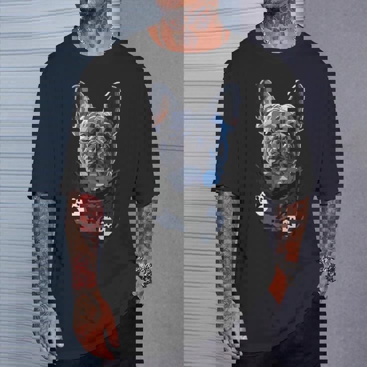 ポケットの中の面白いフレンチフレンチ犬好きフレンチブルドッグ Tシャツ 彼への贈り物