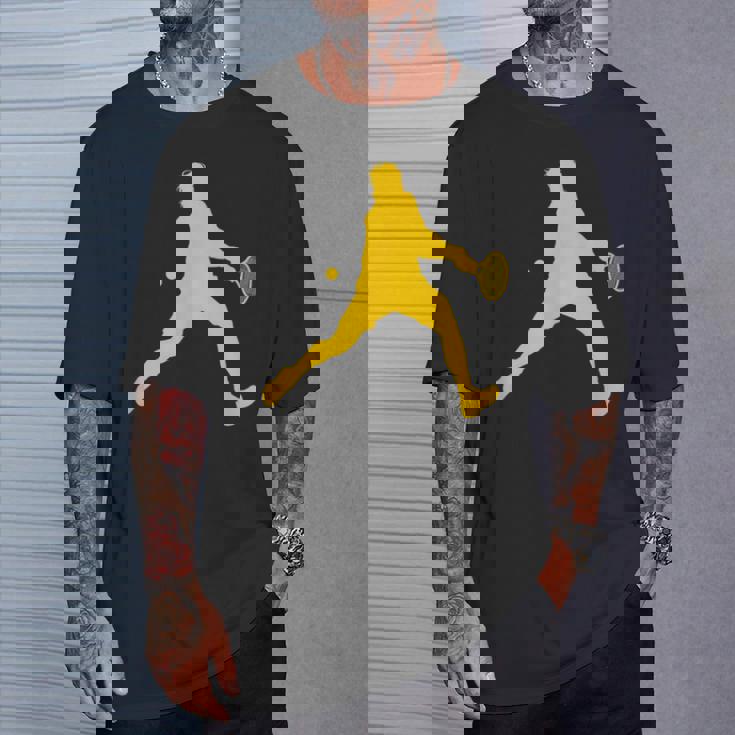 マエストロ・デ・テニス・イン・アクション Tシャツ 彼への贈り物