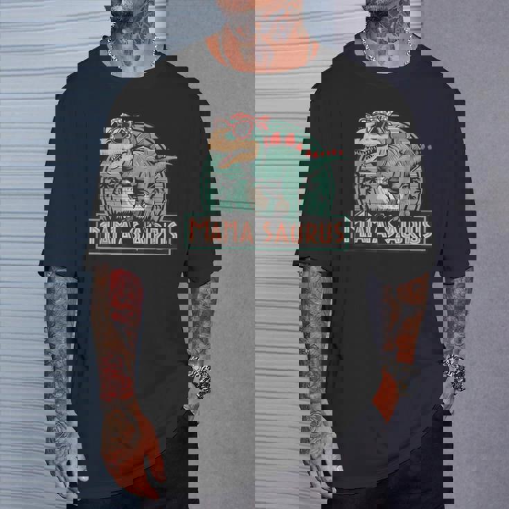 ママサウルス恐竜レトロママのレトロ面白い Tシャツ 彼への贈り物